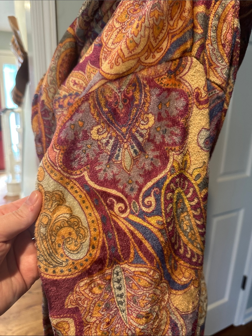 Like new! Johnny Was Long Cozy plush robe-  Sz L/XL Hooded Paisley Pockets Belt - Picture 5 of 10